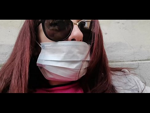 ❤️ Bidh Nicoletta a’ faighinn dìoghaltas air a nàbaidh agus pees anns a ’gharaids aige (cuarantine Eadailteach sònraichte Covid19) Porn cruaidh  leinn  ️❤