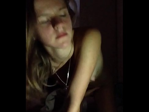 ❤️ Tha caileag a' masturbates agus cums Porn cruaidh  leinn  ️❤